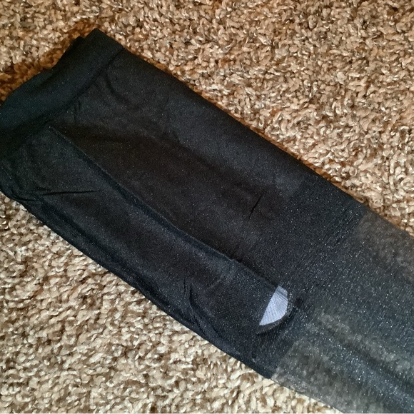 Round the Clock ultra sheer control top pantyhose, color black, size: A - Picture 6 of 10